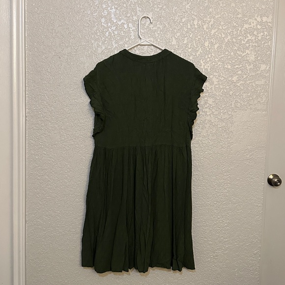Green Ruffled Short Sleeve Dress - Picture 3 of 3